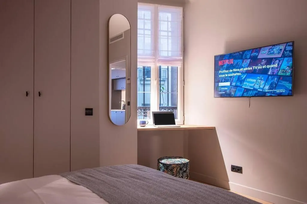 Chic & Fully-Equipped Apartment In Le Marais Paris